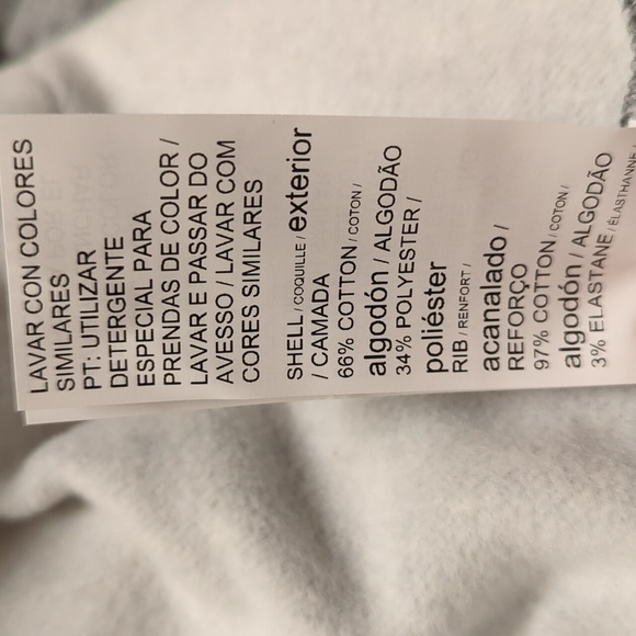 PUMA Essentials+ Two-Tone Big Logo Hoodie Sweatshirt Size L NWT MSRP $45 - Picture 7 of 7